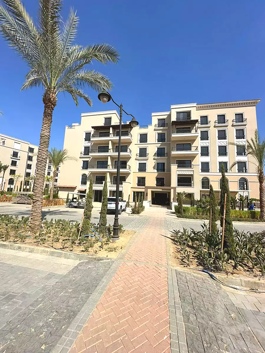 https://aqarmap.com.eg/ar/listing/6800948-for-rent-cairo-el-sheikh-zayed-city-compounds-kmbwnd-fyldj-wyst-dr-llttwyr