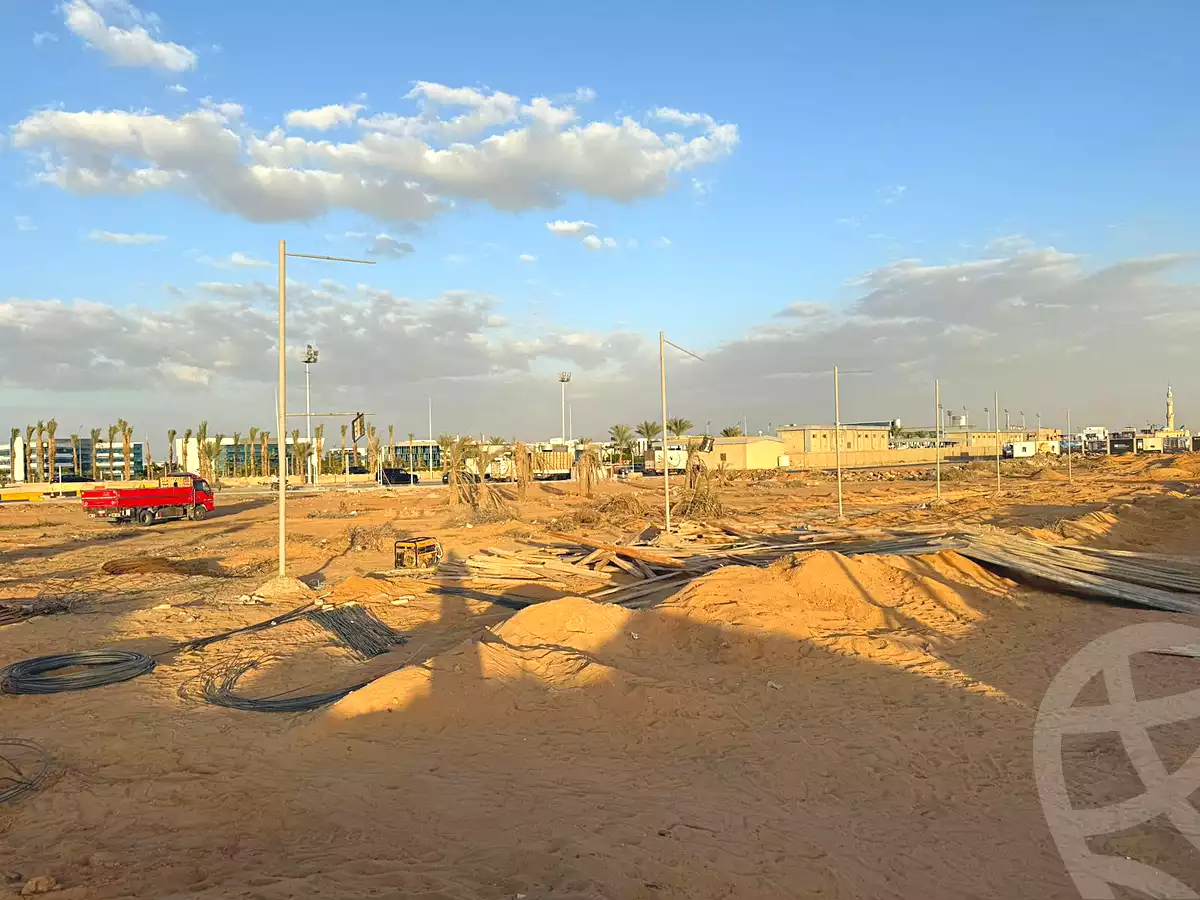https://aqarmap.com.eg/ar/listing/6800987-for-sale-cairo-el-sheikh-zayed-city-compounds-kyrw-jyt-grand-residences-cairo-gate