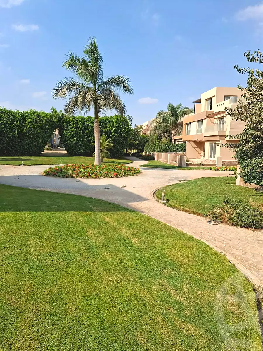 https://aqarmap.com.eg/en/listing/6801241-for-sale-cairo-6th-of-october-compounds-rayos