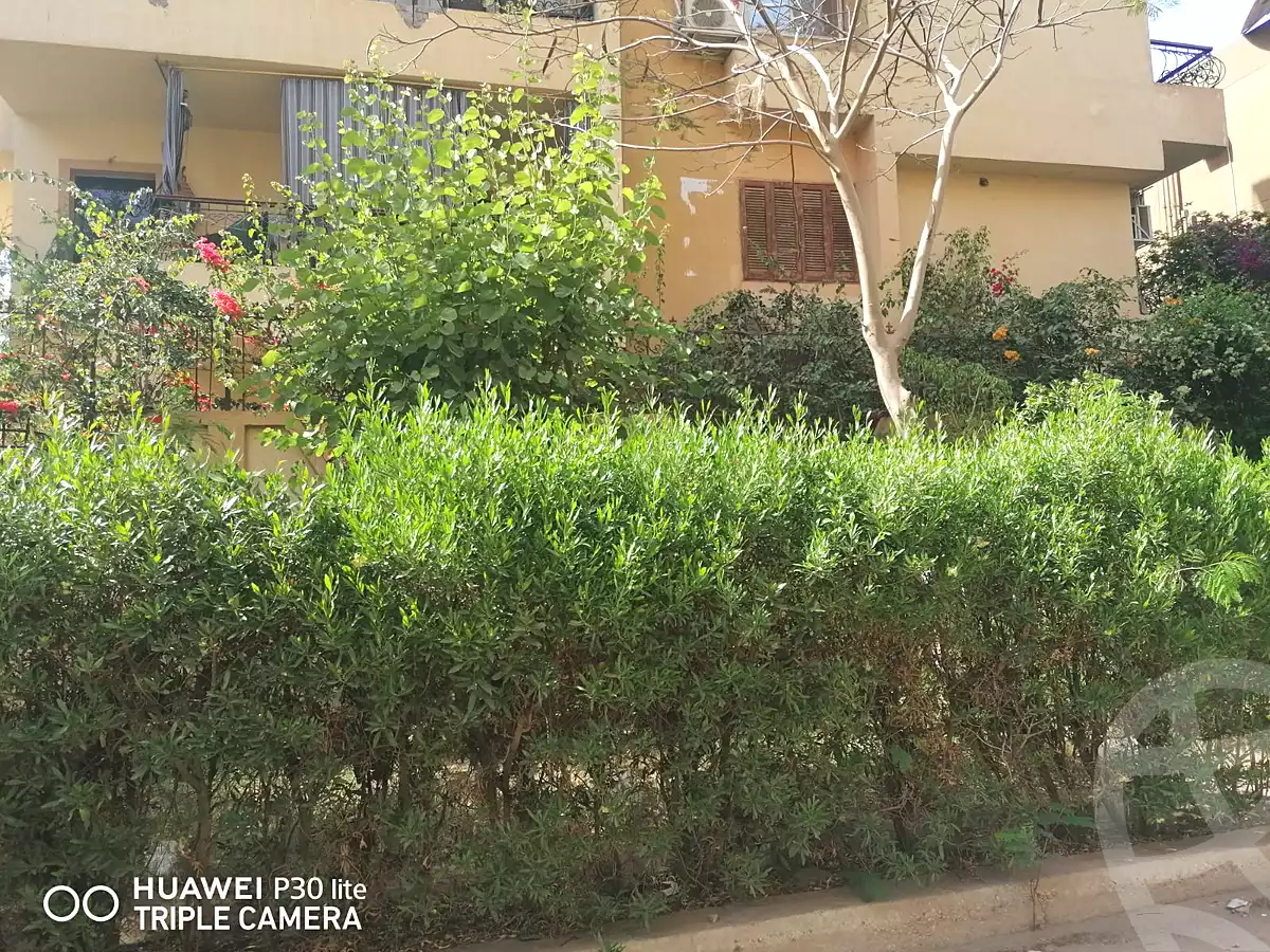 https://aqarmap.com.eg/ar/listing/6801367-for-sale-cairo-6th-of-october-el-ahyaa-neighborhood-3rd-al-hay-al-thalith-st