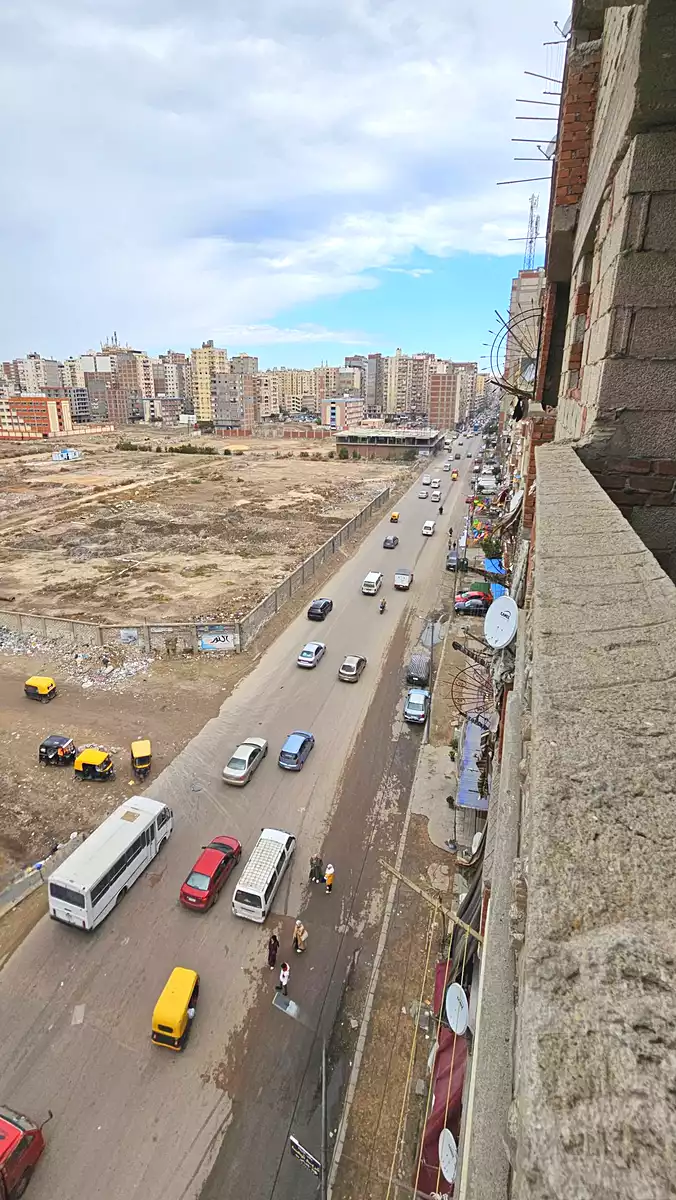 https://aqarmap.com.eg/en/listing/6801624-for-sale-alexandria-lsywf-gamila-city-compound