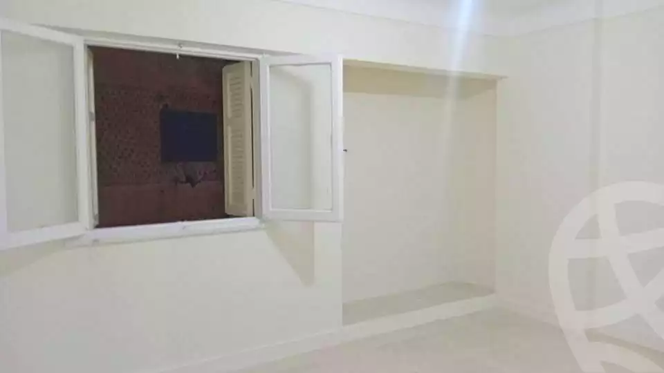 https://aqarmap.com.eg/ar/listing/6802297-for-sale-alexandria-el-asafra-l-sfr-bhry
