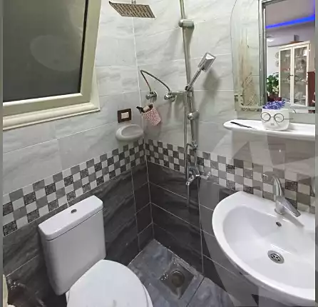 https://aqarmap.com.eg/ar/listing/6802522-for-sale-alexandria-l-jmy-lbytsh-mahmoud-awad-st