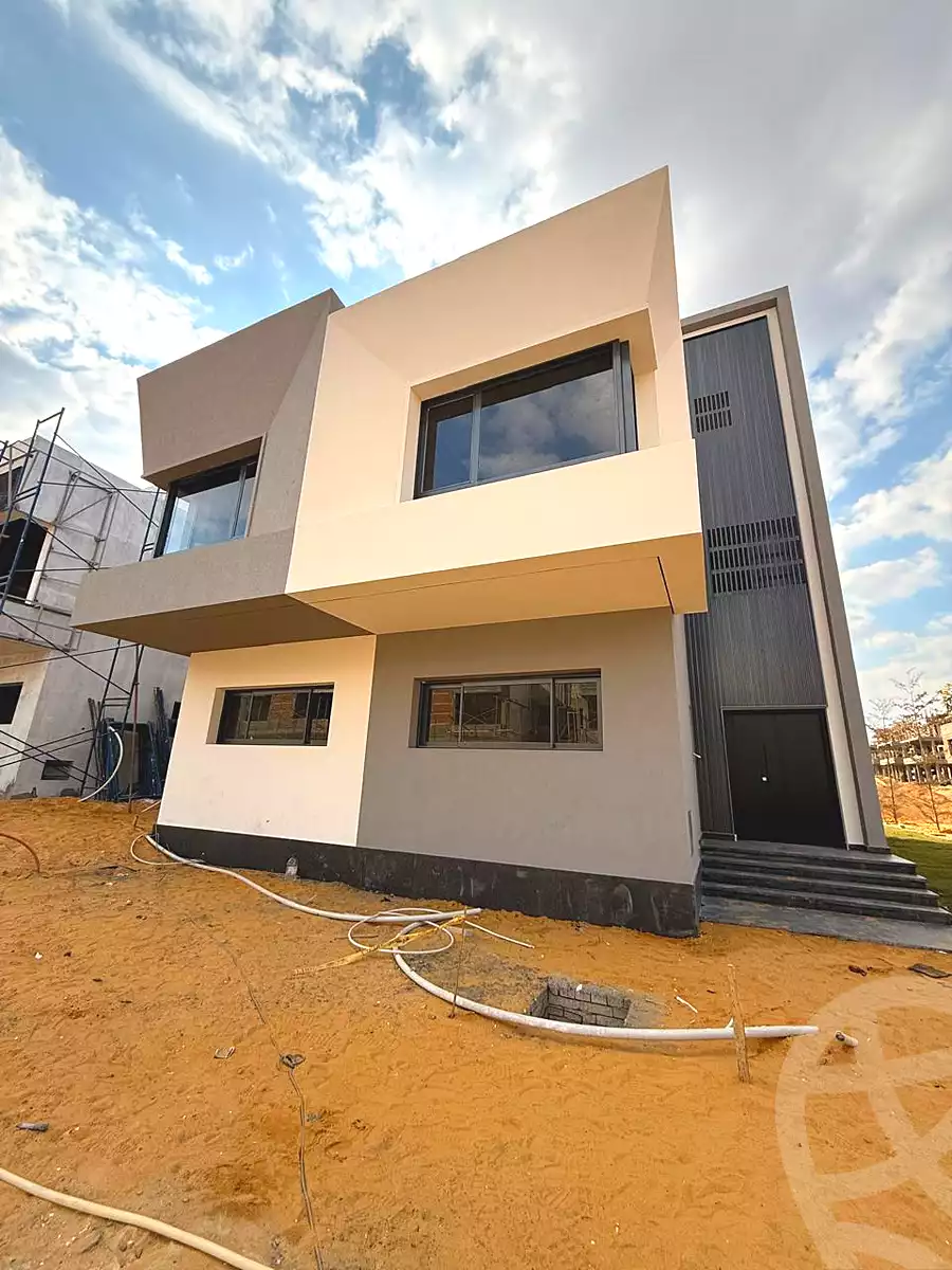 https://aqarmap.com.eg/ar/listing/6803208-for-sale-cairo-new-cairo-compounds-eastshire-alqamzi