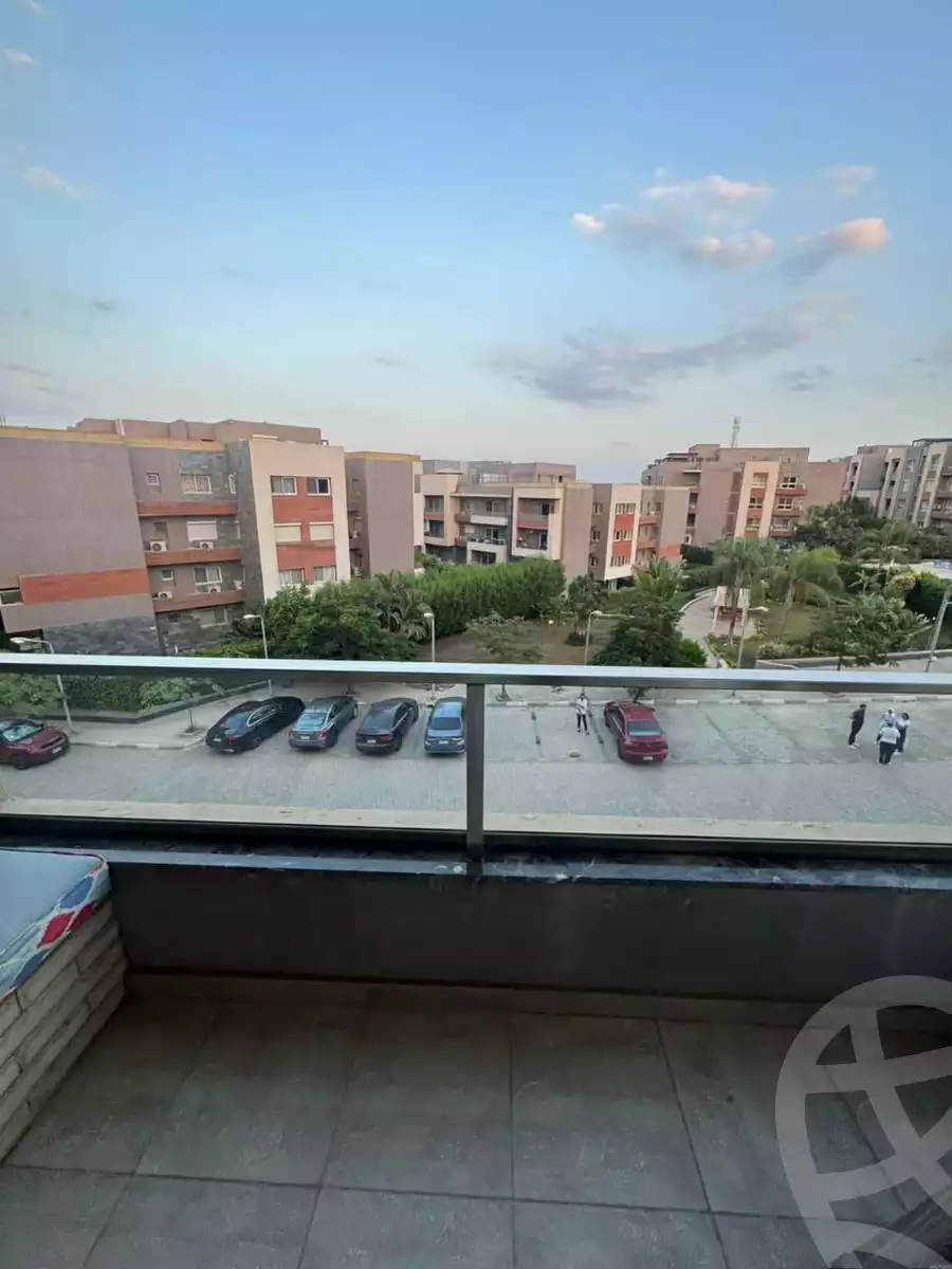 https://aqarmap.com.eg/ar/listing/6803670-for-sale-cairo-el-sheikh-zayed-city-compounds-zayed-regency