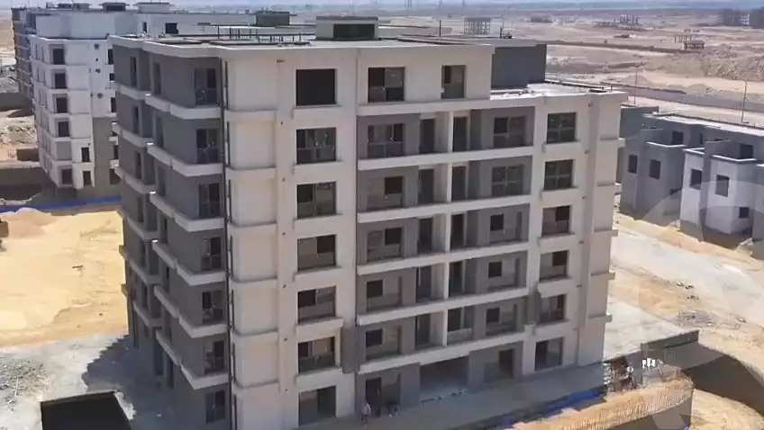 https://aqarmap.com.eg/en/listing/6803795-for-sale-cairo-new-cairo-compounds-kmbwnd-kryk-twn-il-cazar
