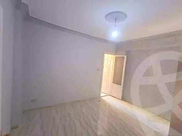 https://aqarmap.com.eg/ar/listing/6803901-for-rent-alexandria-l-jmy-bw-ywsf-el-forn-st