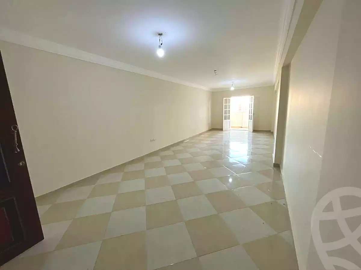 https://aqarmap.com.eg/en/listing/6803975-for-sale-alexandria-ganaklis-shr-mrtdy-bsh