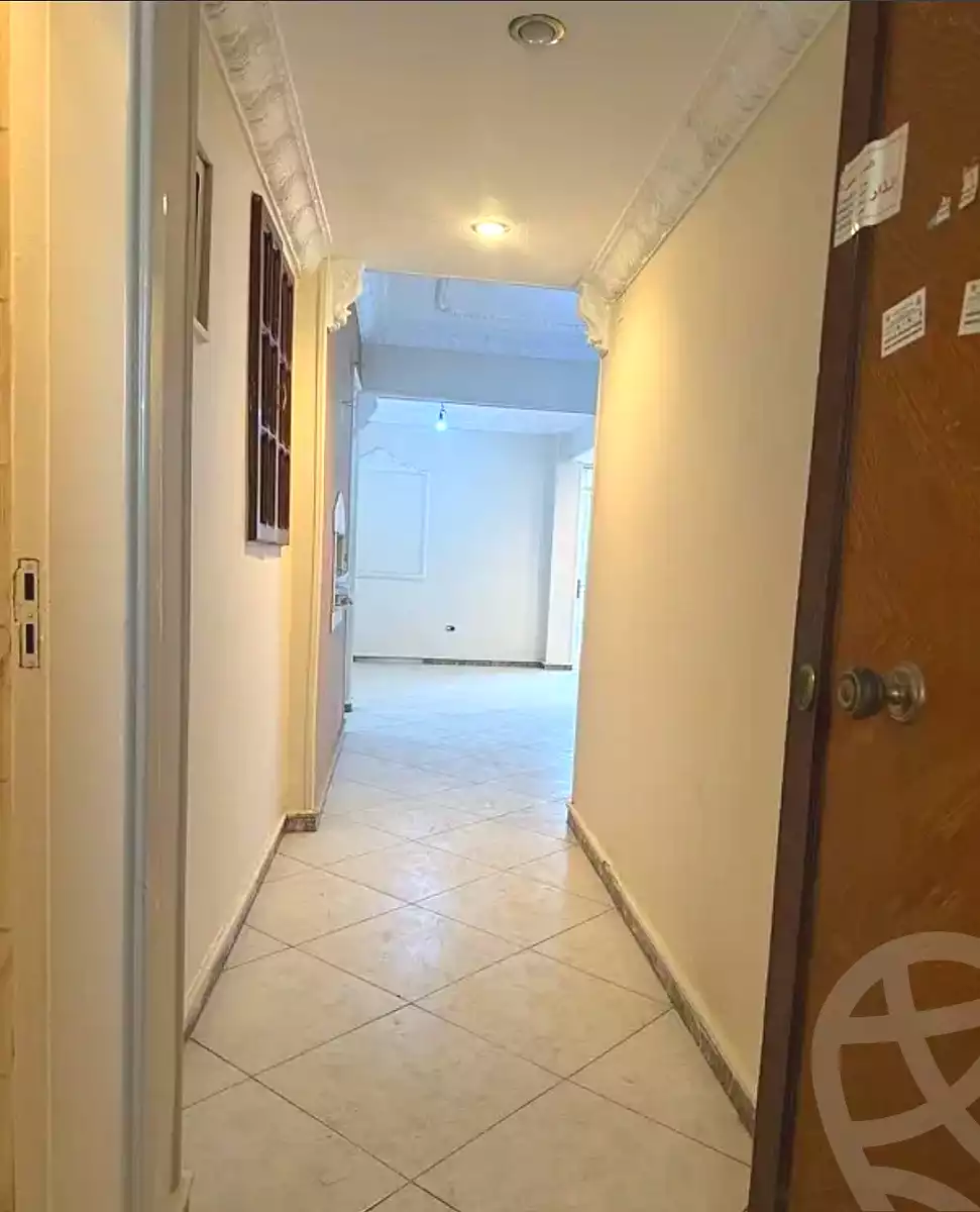 https://aqarmap.com.eg/ar/listing/6804008-for-rent-cairo-shoubra-corniche-el-nile-st