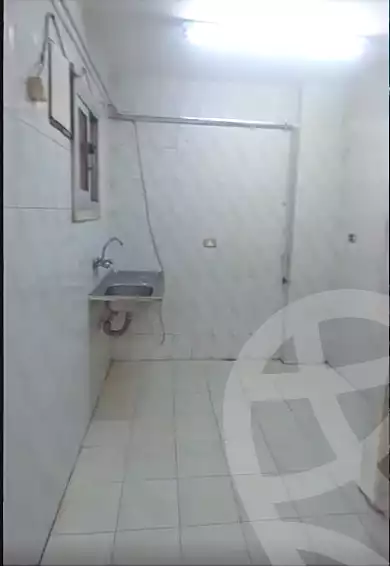 https://aqarmap.com.eg/ar/listing/6805274-for-sale-cairo-ain-shams-ain-shams-el-sharkia-el-zahraa-st