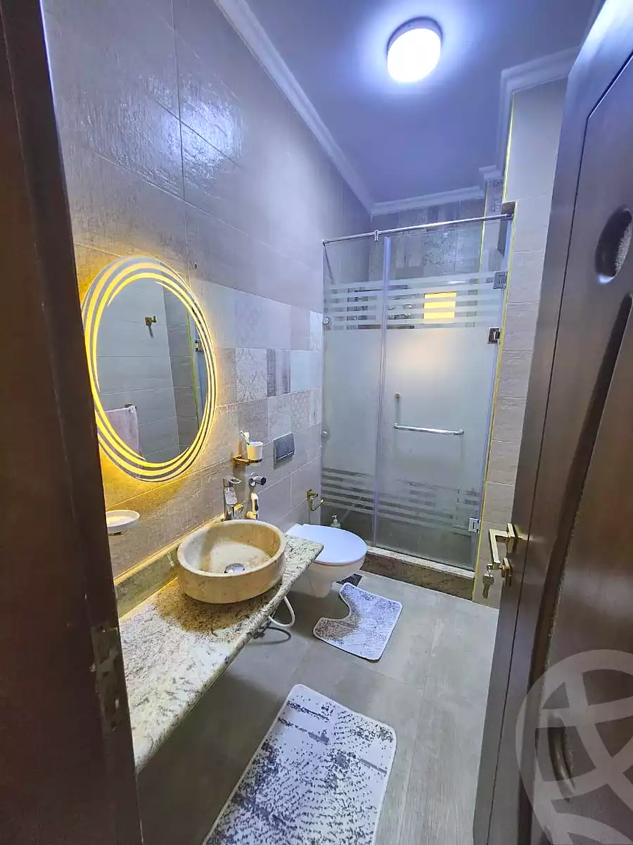 https://aqarmap.com.eg/ar/listing/6805755-for-sale-cairo-el-sheikh-zayed-city-compounds-el-khamayel