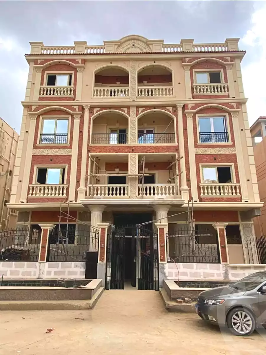 https://aqarmap.com.eg/ar/listing/6805933-for-sale-cairo-new-cairo-first-settlement-mhwr-mstfy-kml
