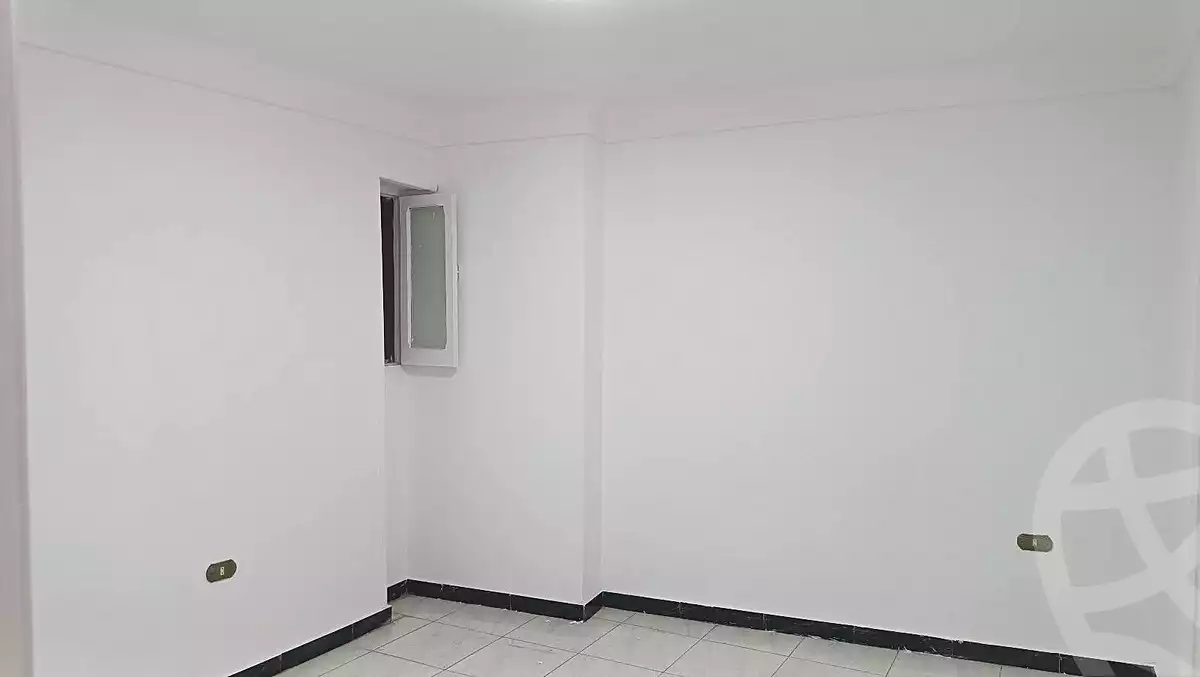 https://aqarmap.com.eg/ar/listing/6806226-for-sale-alexandria-sydy-bshr-sydy-bshr-bhry-gamal-abd-el-nasir-st