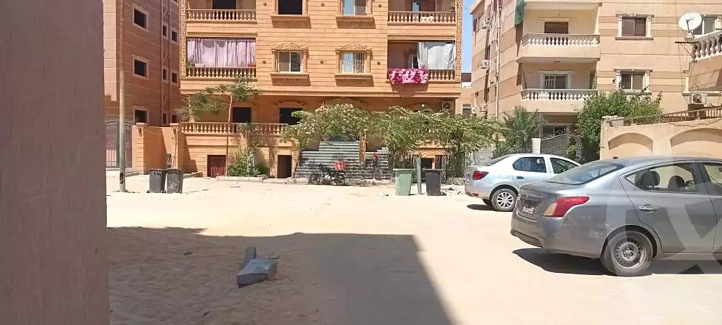 https://aqarmap.com.eg/en/listing/6806280-for-sale-cairo-6th-of-october-hadaeq-october-compounds-el-fardoos-city