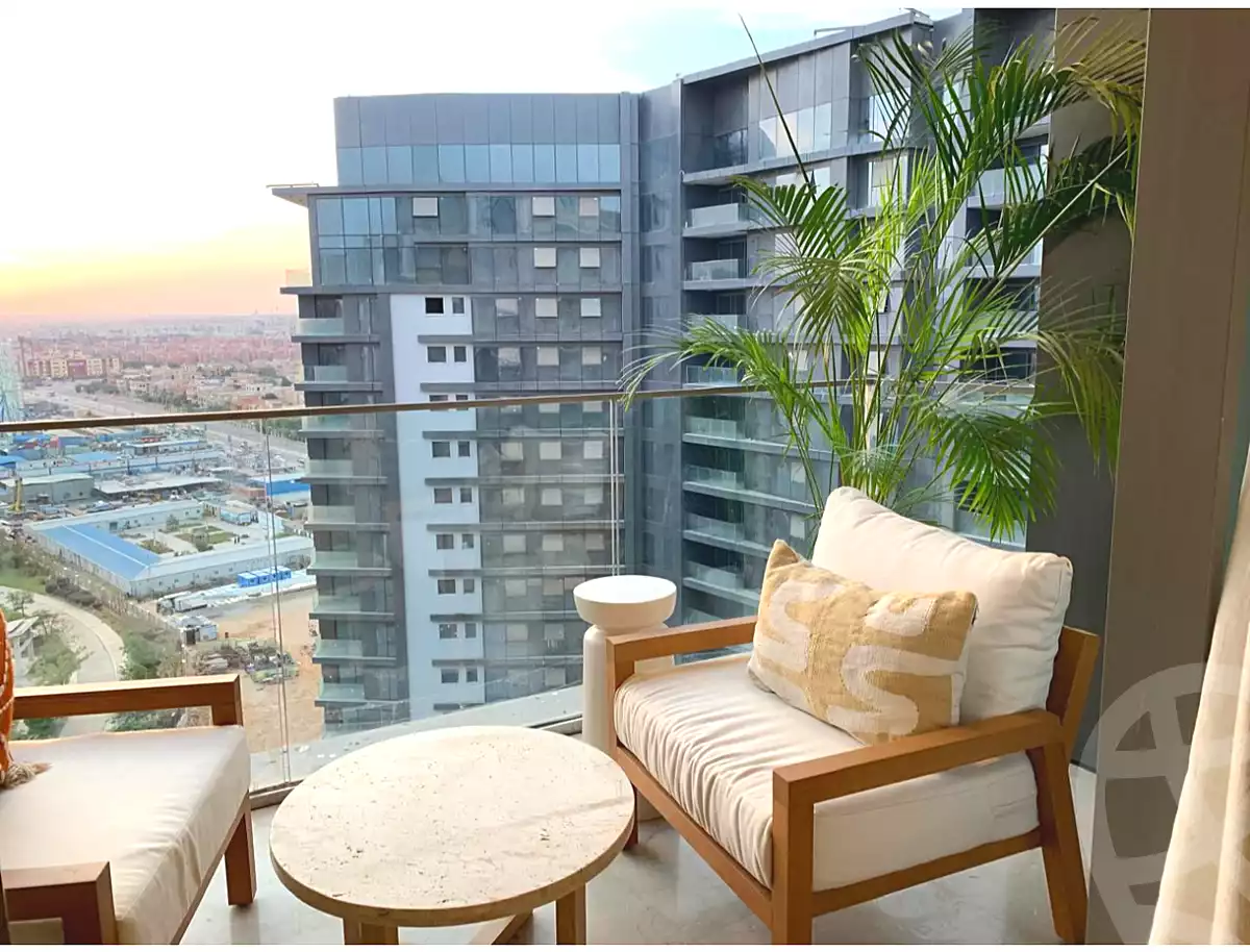 https://aqarmap.com.eg/ar/listing/6806394-for-sale-cairo-el-sheikh-zayed-city-compounds-zyd-wr-llttwyr-z-tower