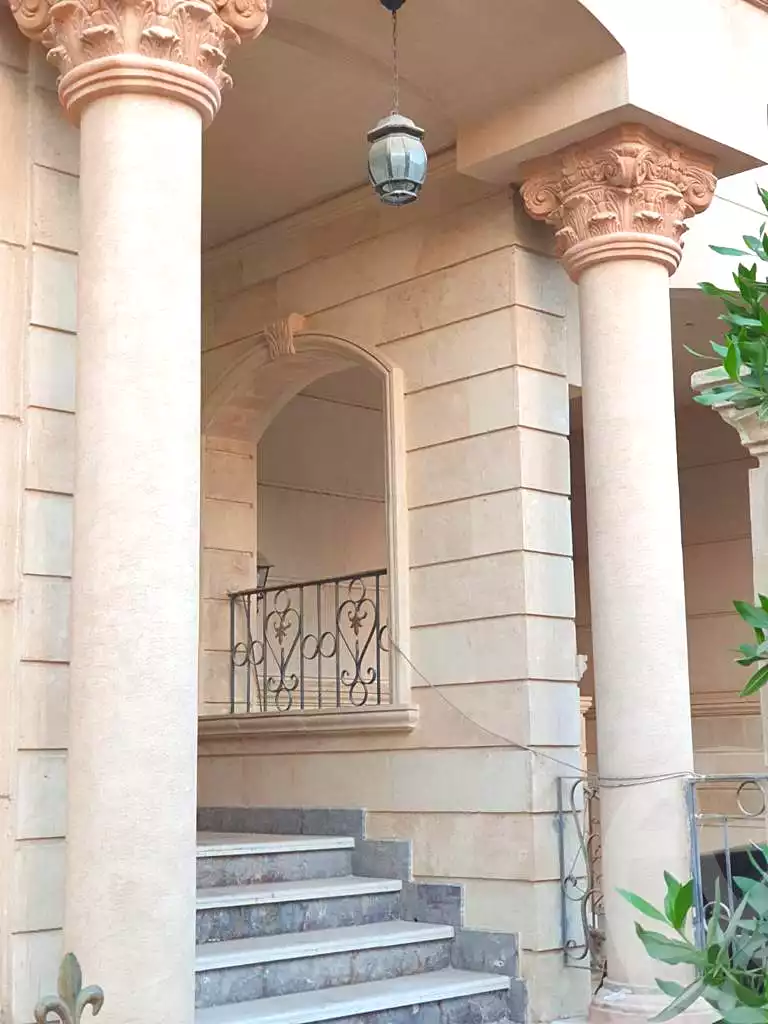 https://aqarmap.com.eg/ar/listing/6806470-for-sale-cairo-el-maadi-zahraa-el-maadi-shr-krfwr-lryysy