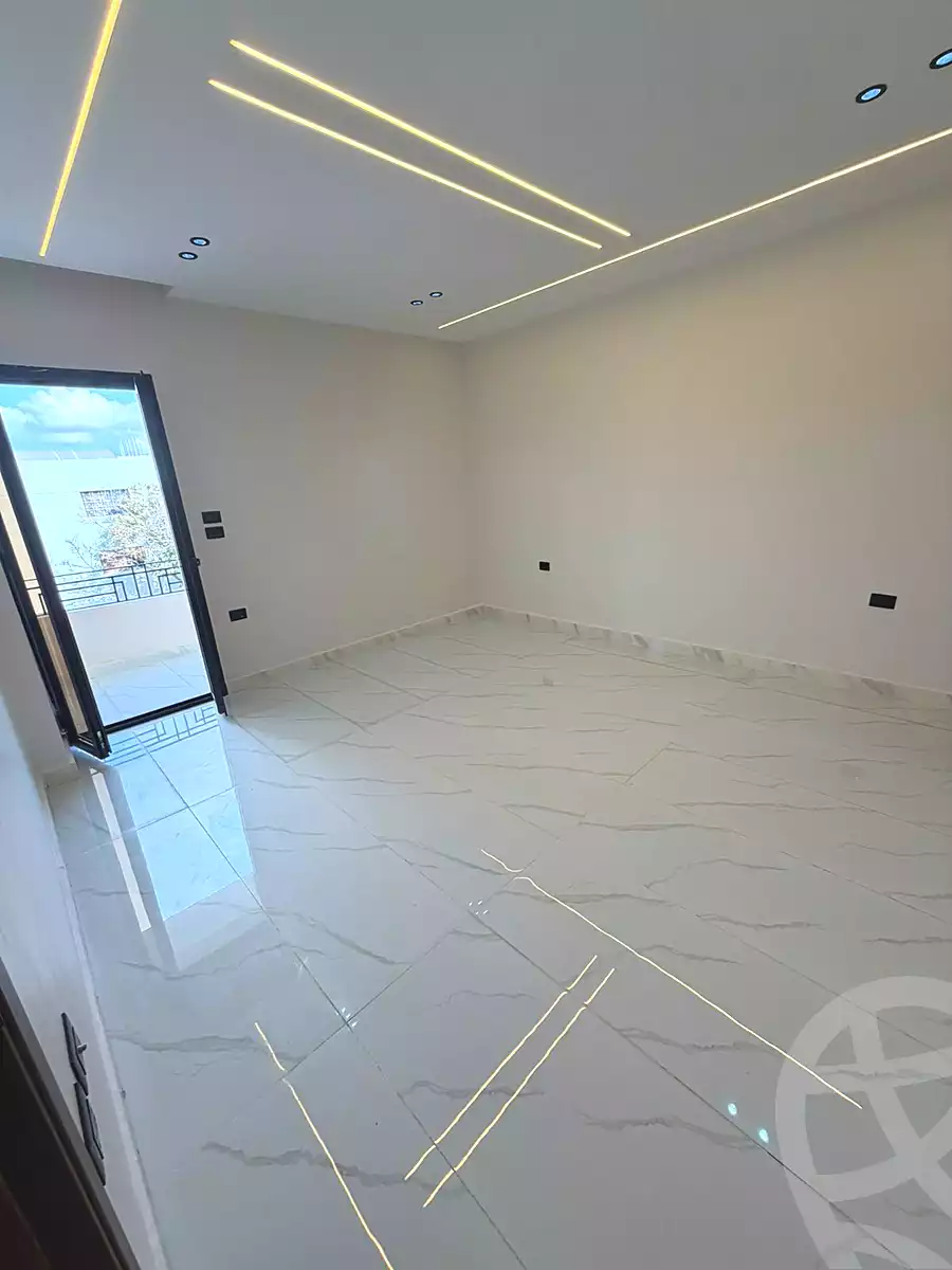 https://aqarmap.com.eg/ar/listing/6806767-for-sale-cairo-6th-of-october-el-ahyaa-neighborhood-3rd-street-9