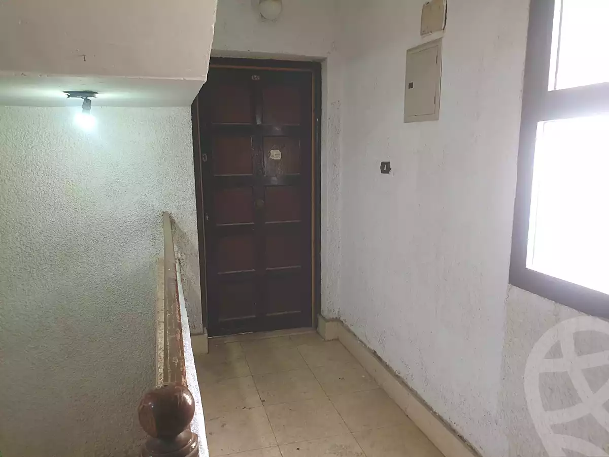 https://aqarmap.com.eg/ar/listing/6806818-for-sale-cairo-el-sheikh-zayed-city-el-hay-elawel-street-10