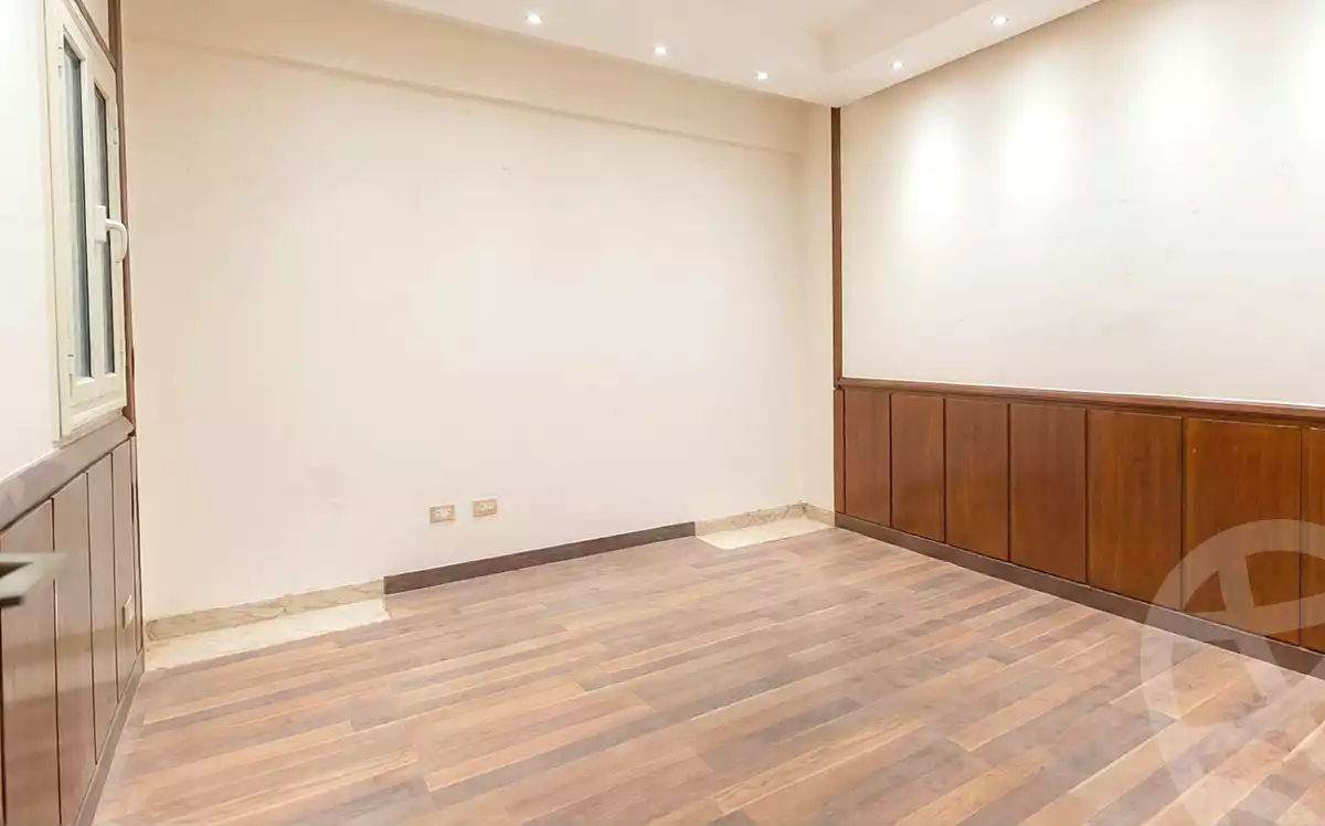 https://aqarmap.com.eg/en/listing/6806848-for-sale-alexandria-moharram-bey