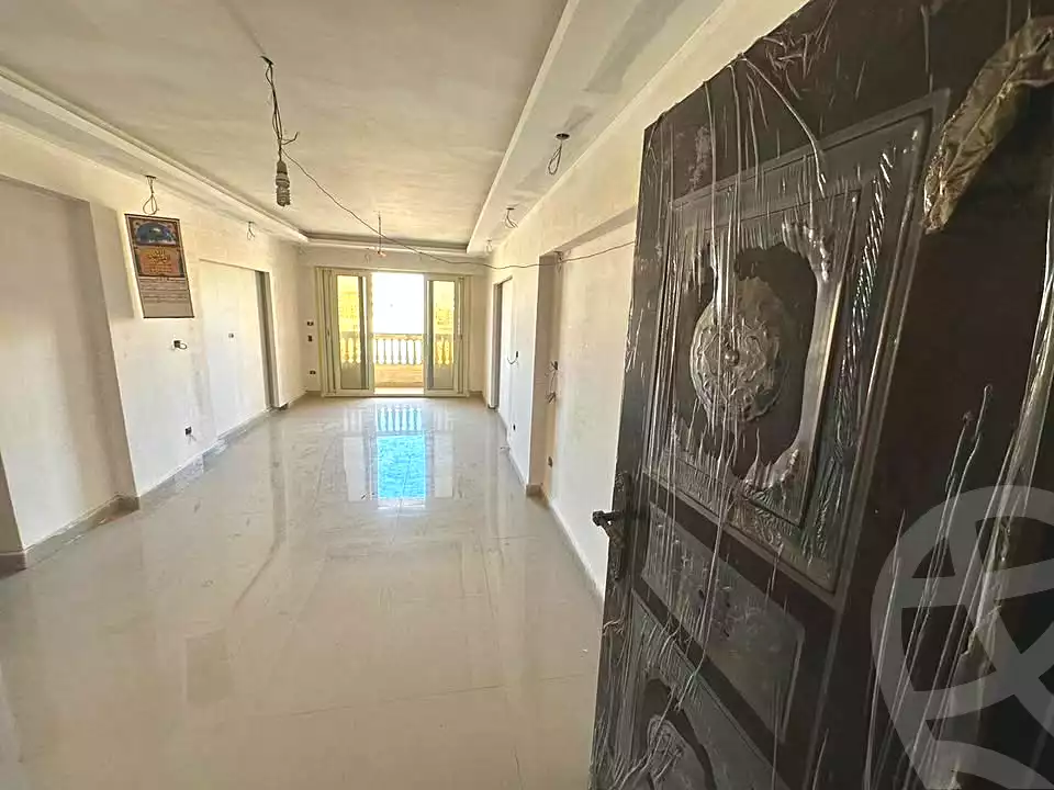 https://aqarmap.com.eg/ar/listing/6806857-for-sale-alexandria-moharram-bey-grin-st