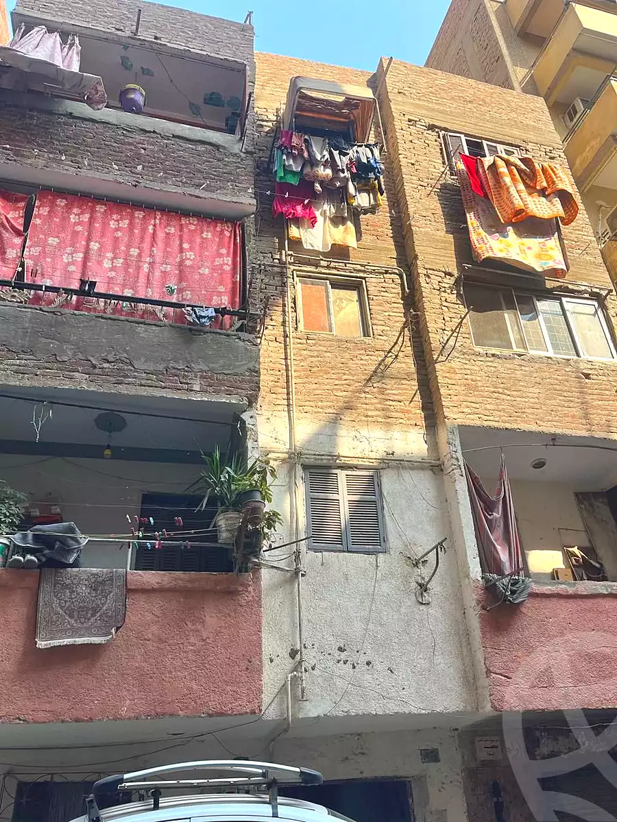 https://aqarmap.com.eg/ar/listing/6807449-for-sale-cairo-ain-shams-ain-shams-el-sharkia-mohammed-amin-st