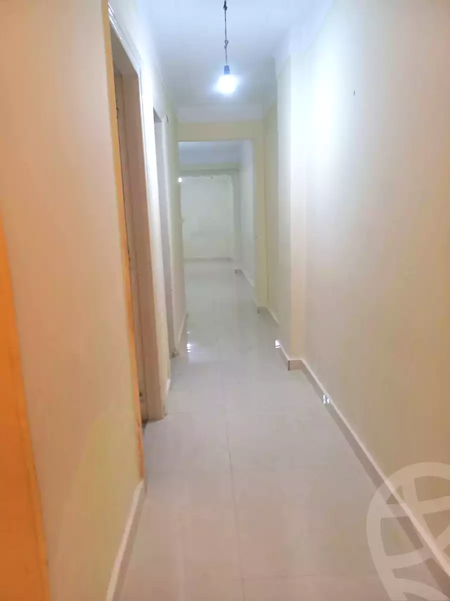 https://aqarmap.com.eg/ar/listing/6807659-for-rent-alexandria-zezenia-ibrahim-el-attar-st