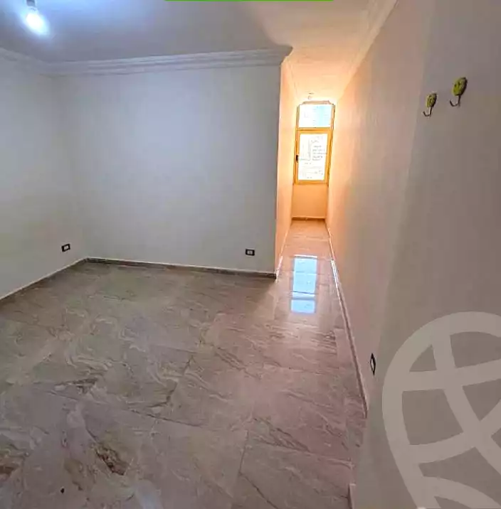 https://aqarmap.com.eg/ar/listing/6807795-for-rent-alexandria-ganaklis-shr-mrtdy-bsh