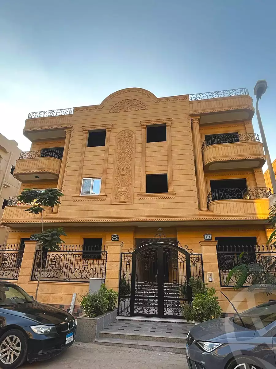 https://aqarmap.com.eg/ar/listing/6808674-for-sale-cairo-new-cairo-ganob-el-akadamiya-south-academy-a-zaid-ebn-haretha-st