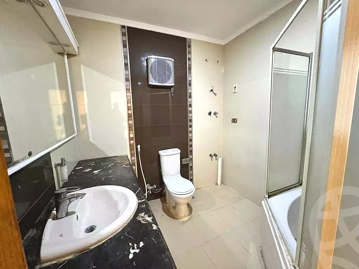 https://aqarmap.com.eg/en/listing/6808812-for-rent-cairo-dokki-mohey-el-din-abo-el-ezz