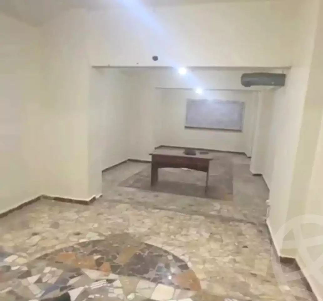 https://aqarmap.com.eg/ar/listing/6809099-for-sale-alexandria-camp-cesar
