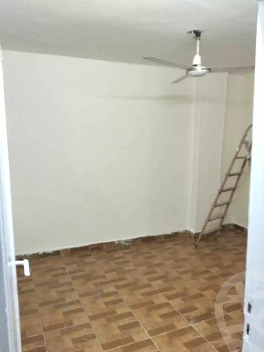 https://aqarmap.com.eg/ar/listing/6809180-for-sale-cairo-helwan-helwan-el-sharkeya-gaafar-st