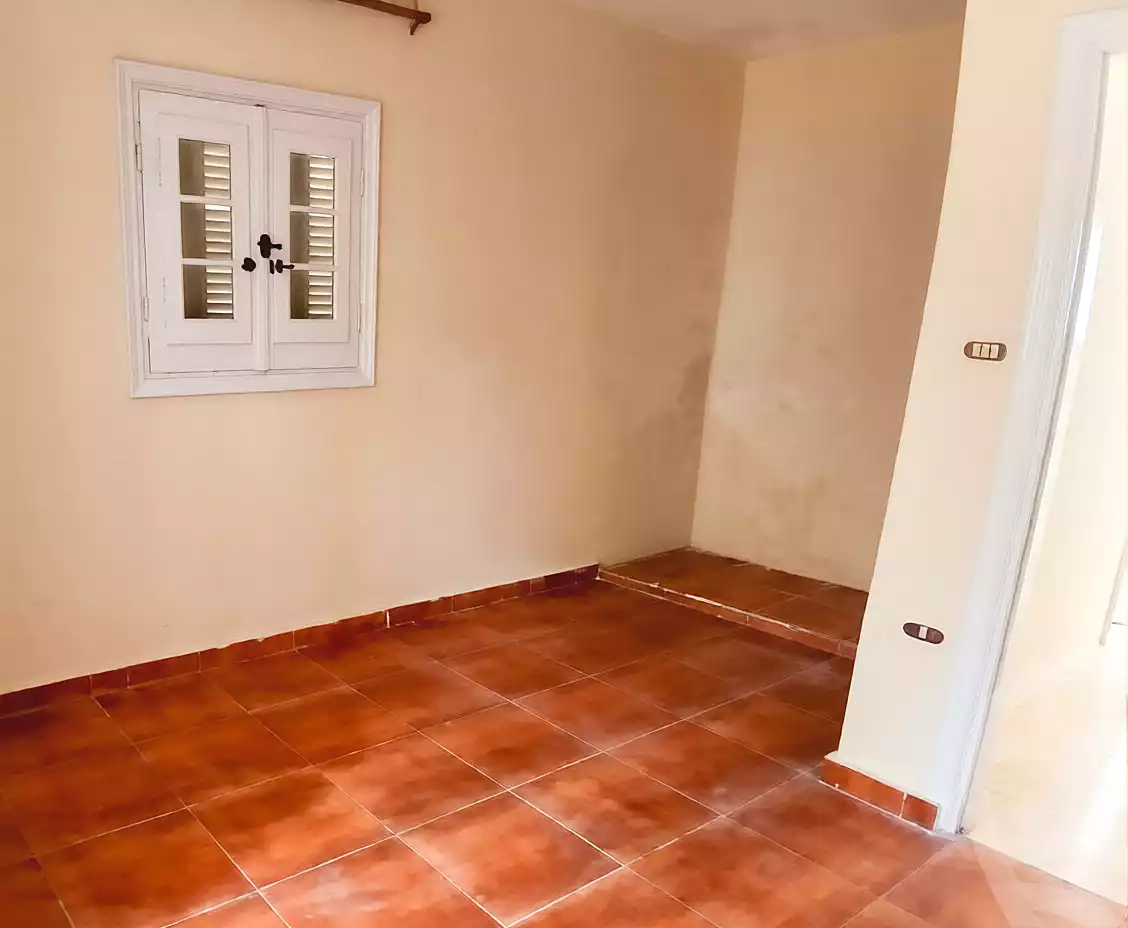 https://aqarmap.com.eg/ar/listing/6809767-for-rent-alexandria-moharram-bey-grin-st