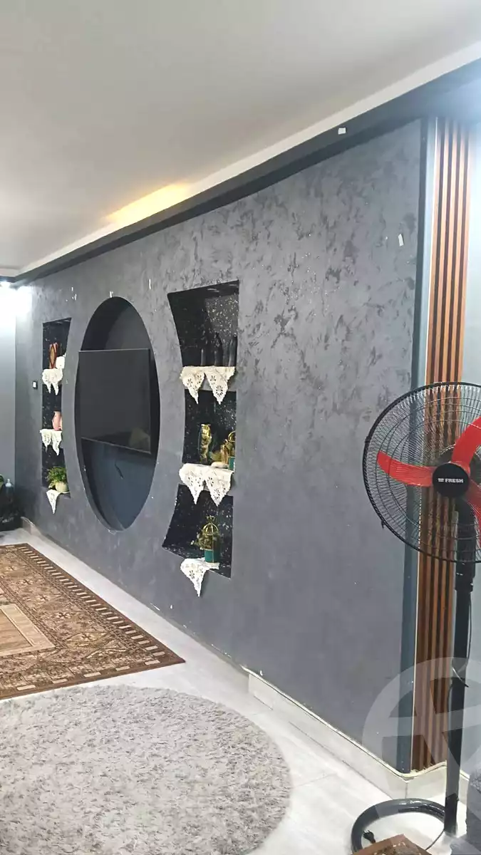 https://aqarmap.com.eg/en/listing/6810001-for-sale-cairo-helwan-ahmed-enci-st