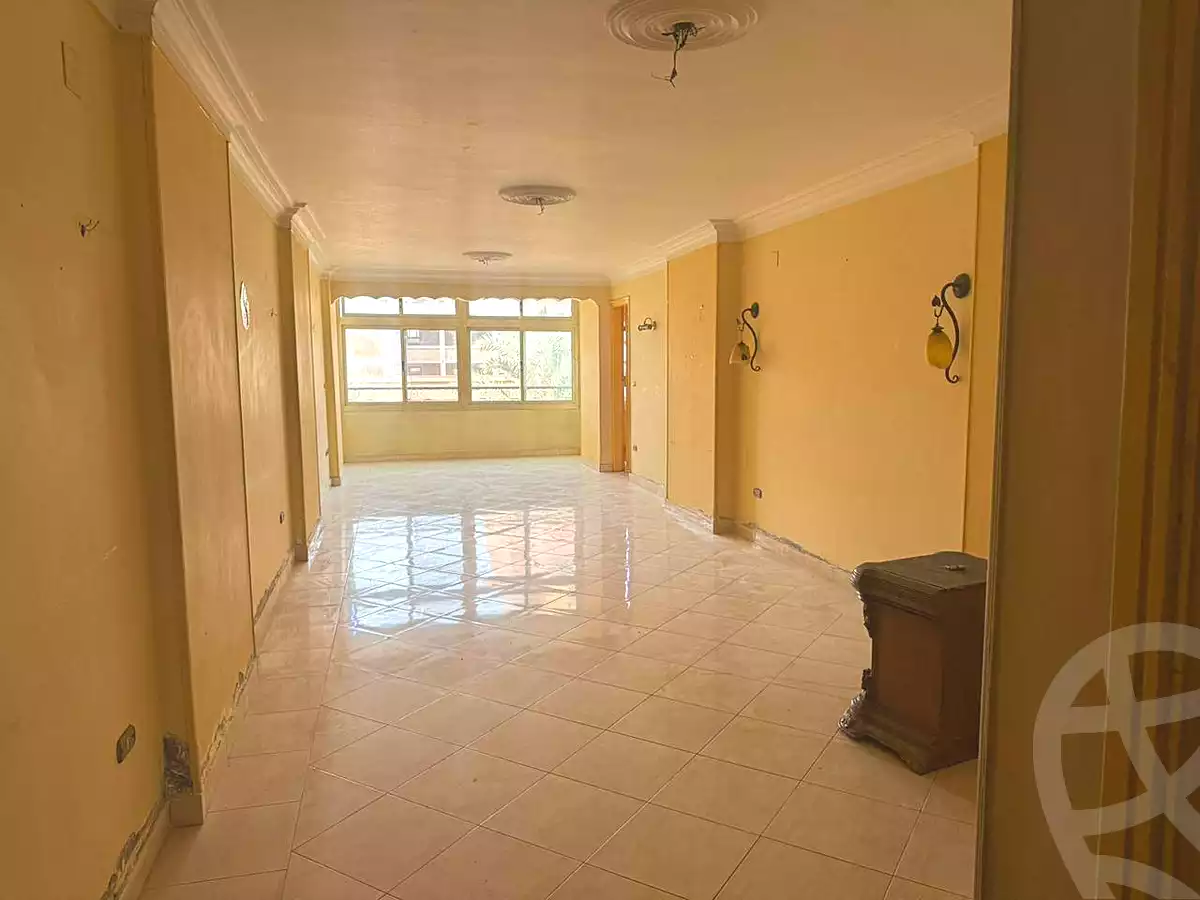 https://aqarmap.com.eg/ar/listing/6810333-for-sale-cairo-helwan-sherif-st
