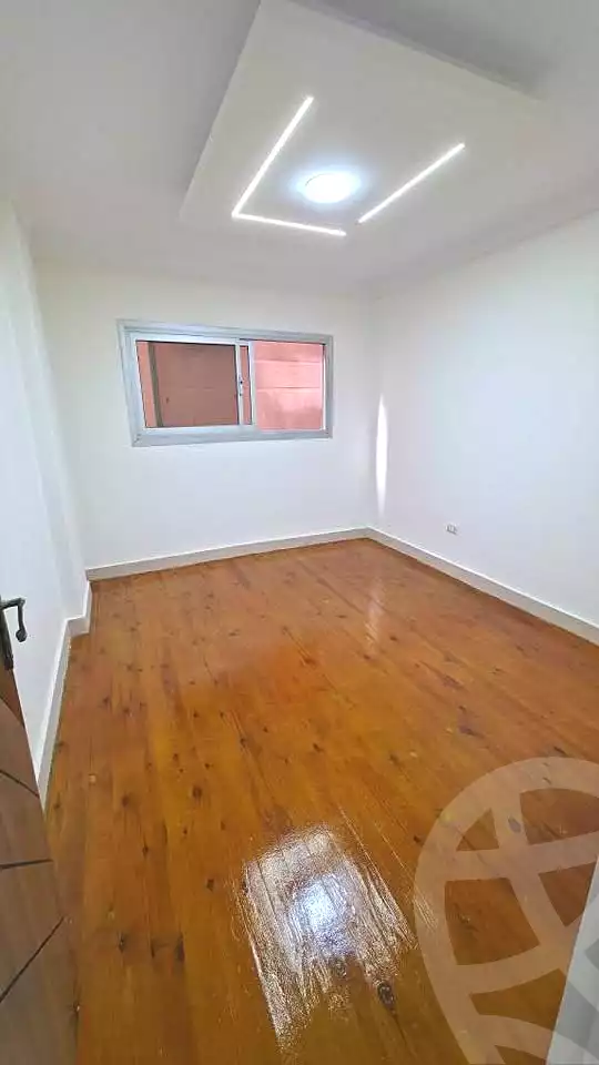 https://aqarmap.com.eg/en/listing/6810787-for-sale-alexandria-el-asafra-al-molazem-basiowni-st