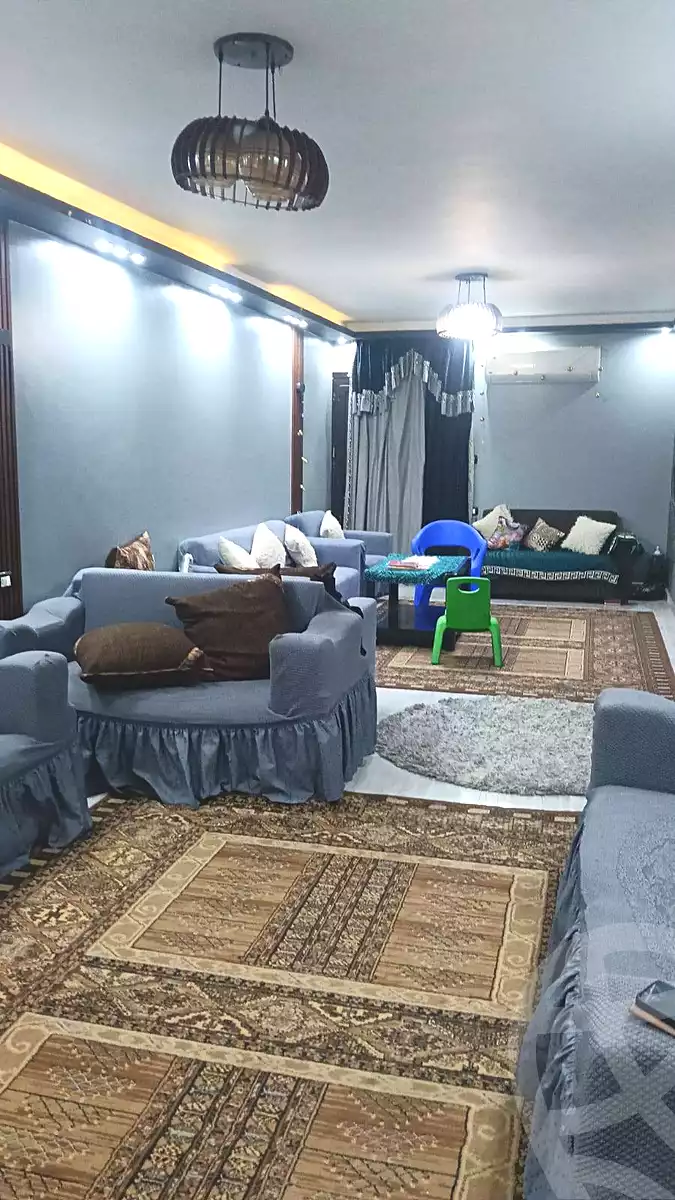 https://aqarmap.com.eg/en/listing/6811056-for-sale-cairo-helwan-ahmed-enci-st