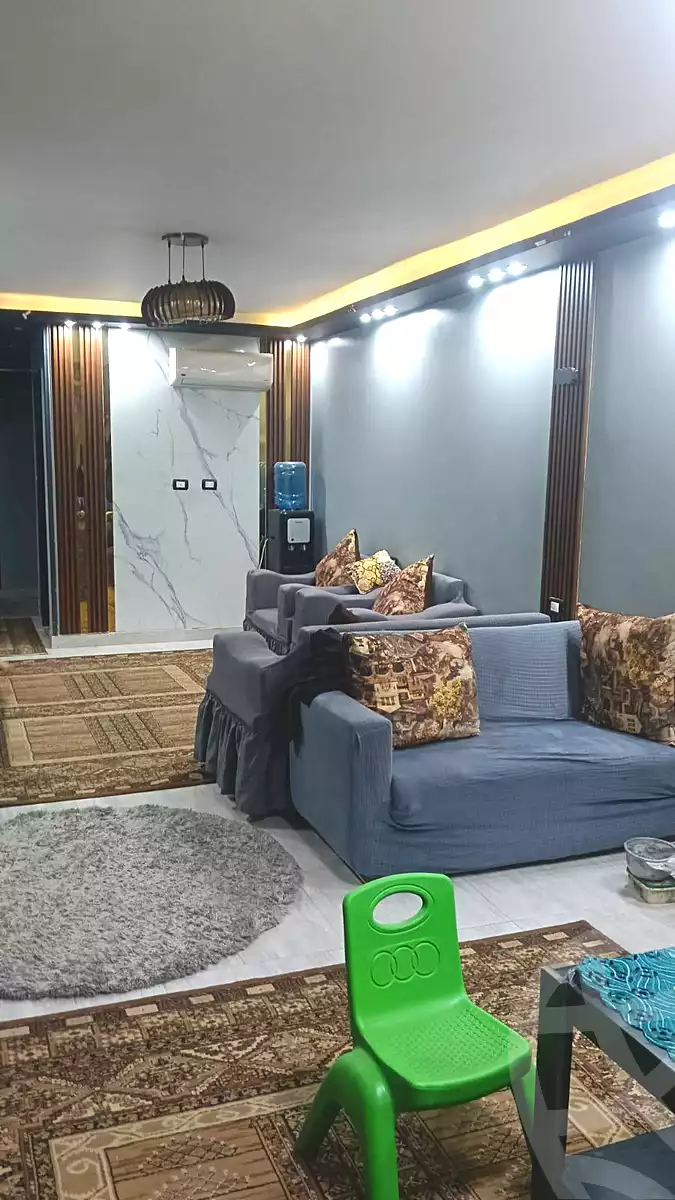 https://aqarmap.com.eg/en/listing/6811207-for-sale-cairo-helwan-ahmed-enci-st