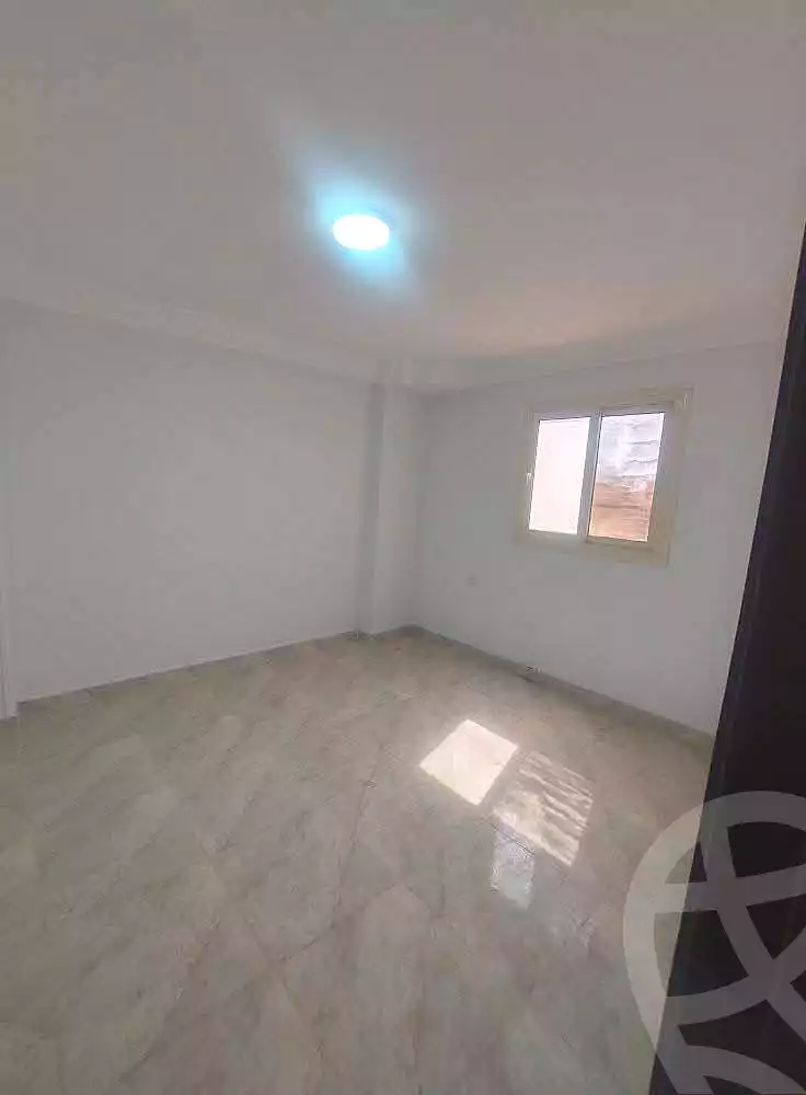 https://aqarmap.com.eg/ar/listing/6811260-for-sale-cairo-helwan-sherif-st