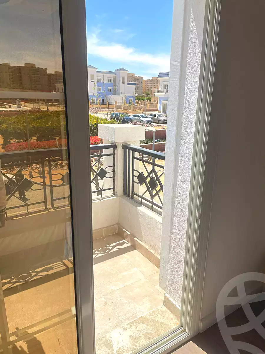 https://aqarmap.com.eg/en/listing/6811135-for-sale-cairo-new-cairo-compounds-mwntn-fyw-y-syty-club-park-mountain-view-icity