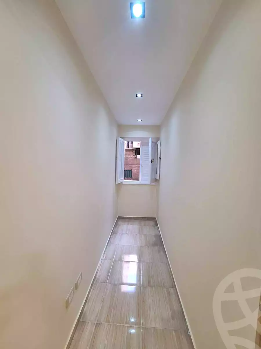https://aqarmap.com.eg/ar/listing/6811463-for-sale-alexandria-sydy-bshr-sydy-bshr-bhry