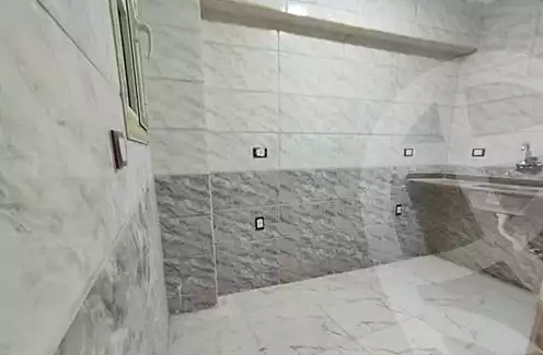https://aqarmap.com.eg/en/listing/6812736-for-rent-alexandria-l-jmy-lbytsh-el-reyad-st