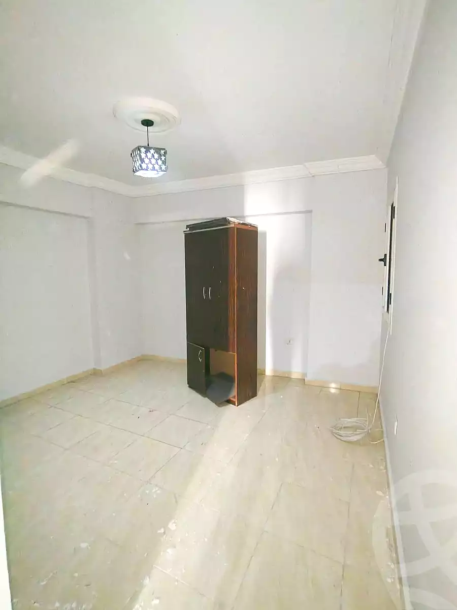 https://aqarmap.com.eg/ar/listing/6812905-for-rent-alexandria-sydy-bshr-sydy-bshr-bhry-khalil-hamada-st