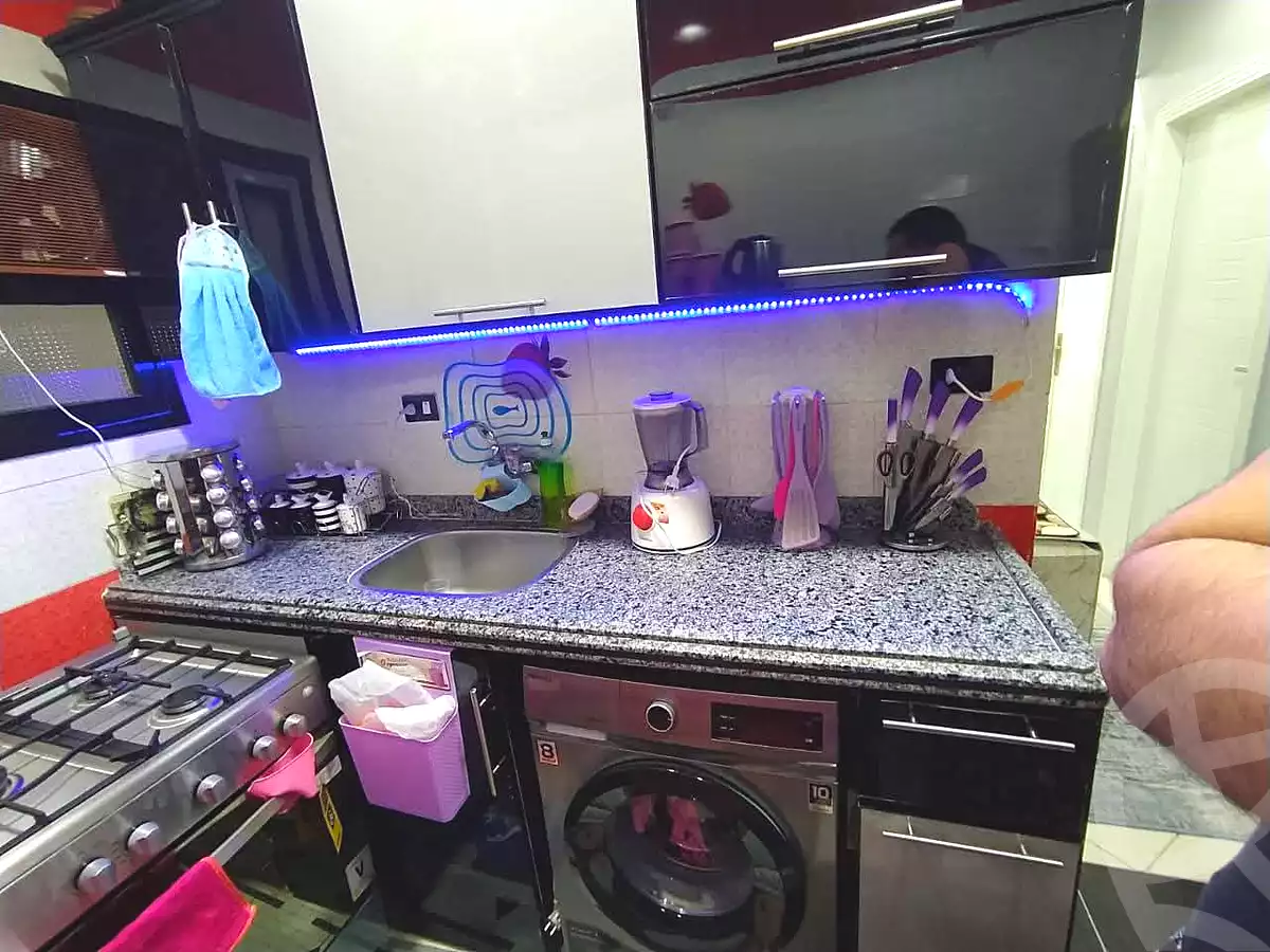 https://aqarmap.com.eg/ar/listing/6813935-for-sale-alexandria-l-jmy-lbytsh