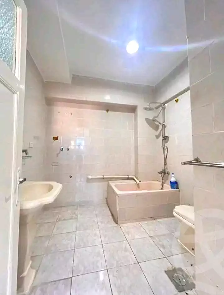 https://aqarmap.com.eg/ar/listing/6814099-for-sale-alexandria-l-jmy-shataa-el-nakheel
