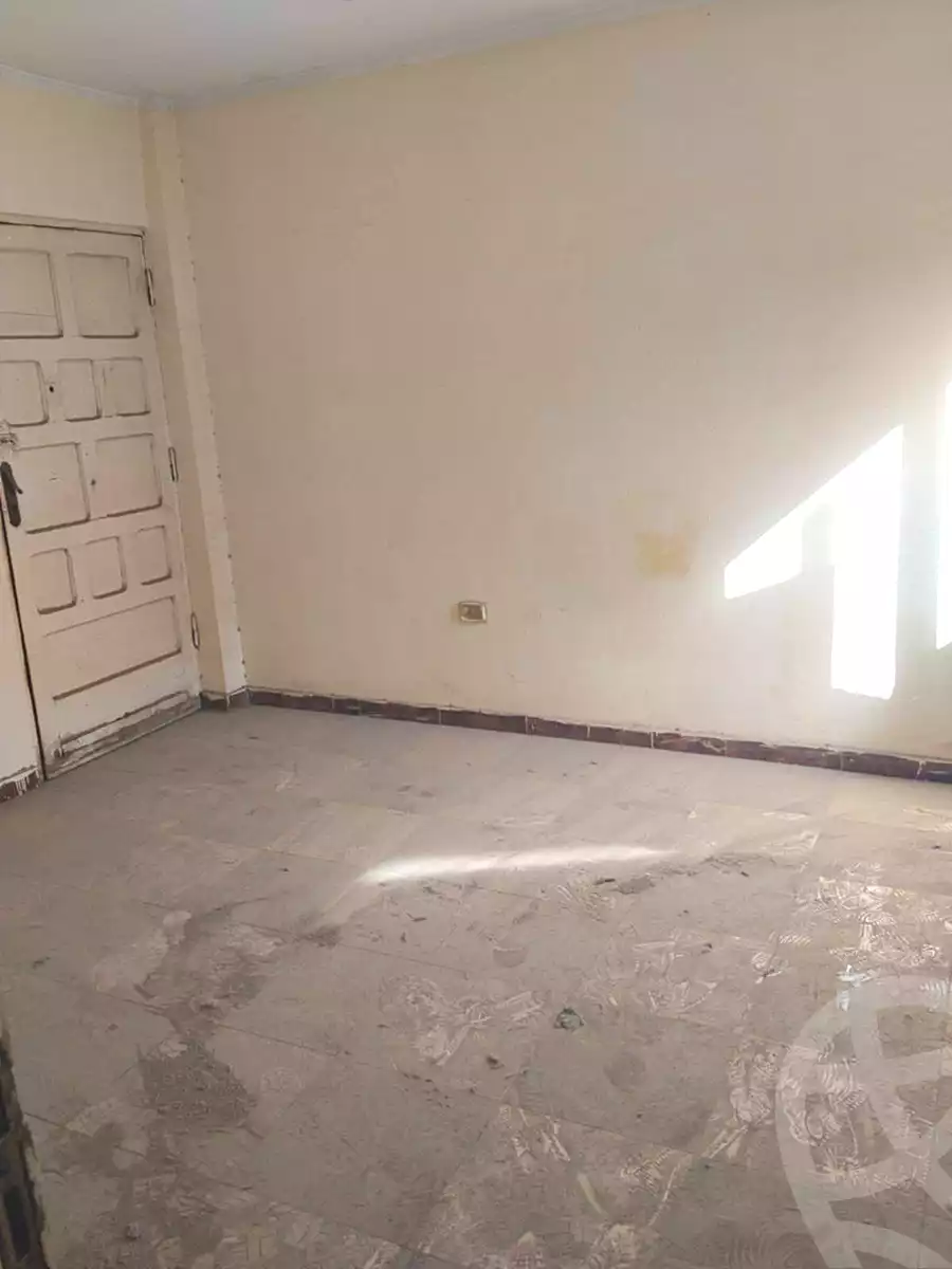 https://aqarmap.com.eg/ar/listing/6814158-for-sale-cairo-helwan-helwan-el-sharkeya-abd-el-rahman-pasha-st