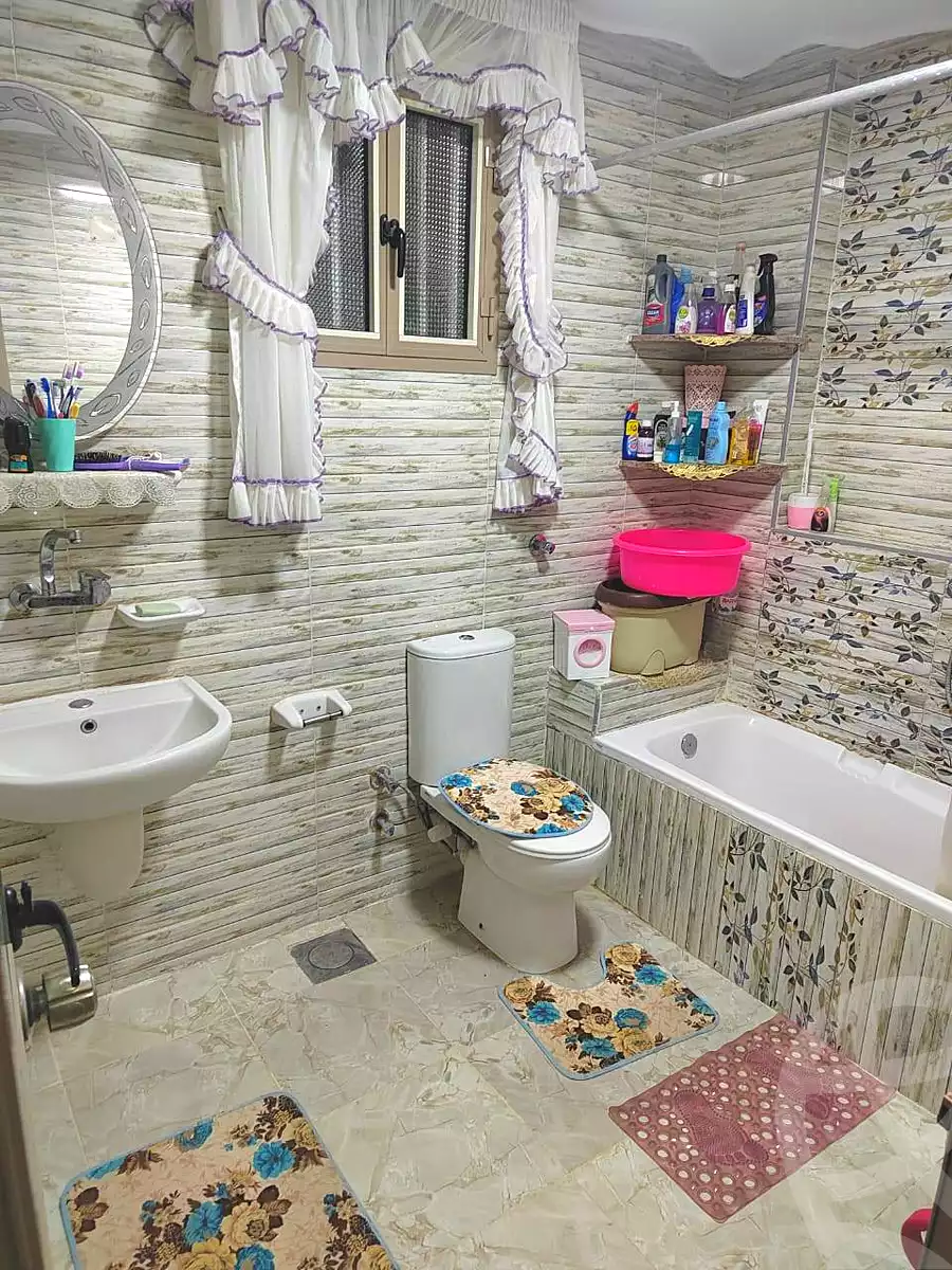 https://aqarmap.com.eg/ar/listing/6814301-for-sale-alexandria-l-jmy-lbytsh-ain-shams-st