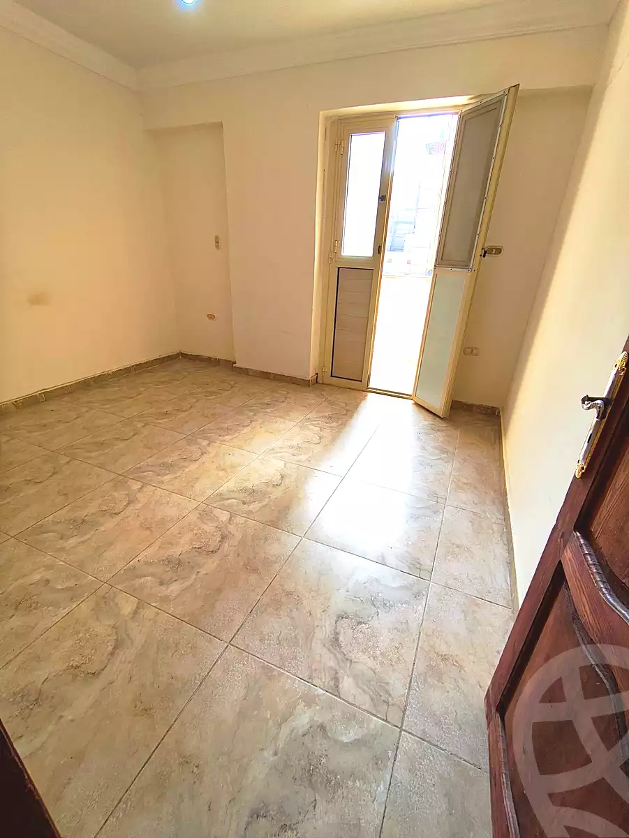 https://aqarmap.com.eg/ar/listing/6815750-for-rent-alexandria-el-mandara-branched-from-al-sokari-st