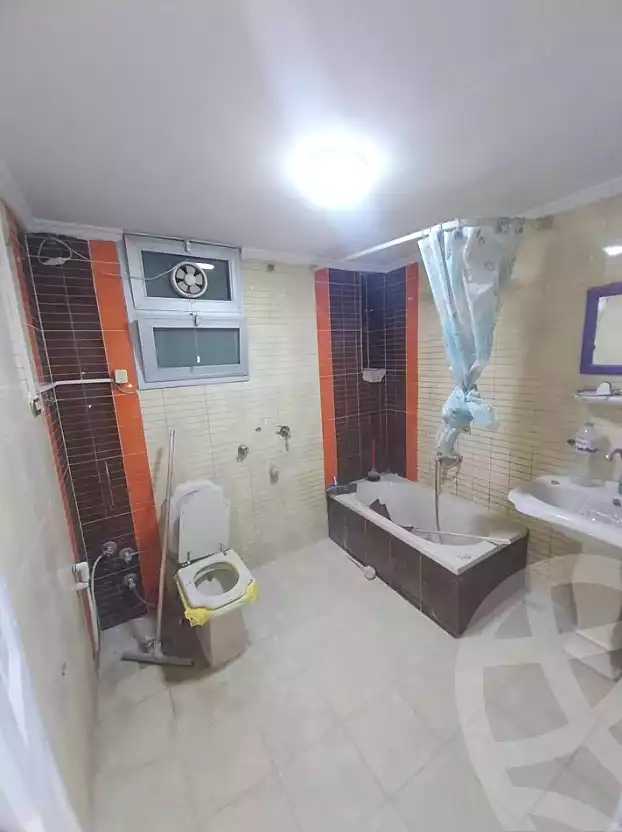 https://aqarmap.com.eg/ar/listing/6816111-for-sale-alexandria-l-jmy-lbytsh-el-hanafeya-st