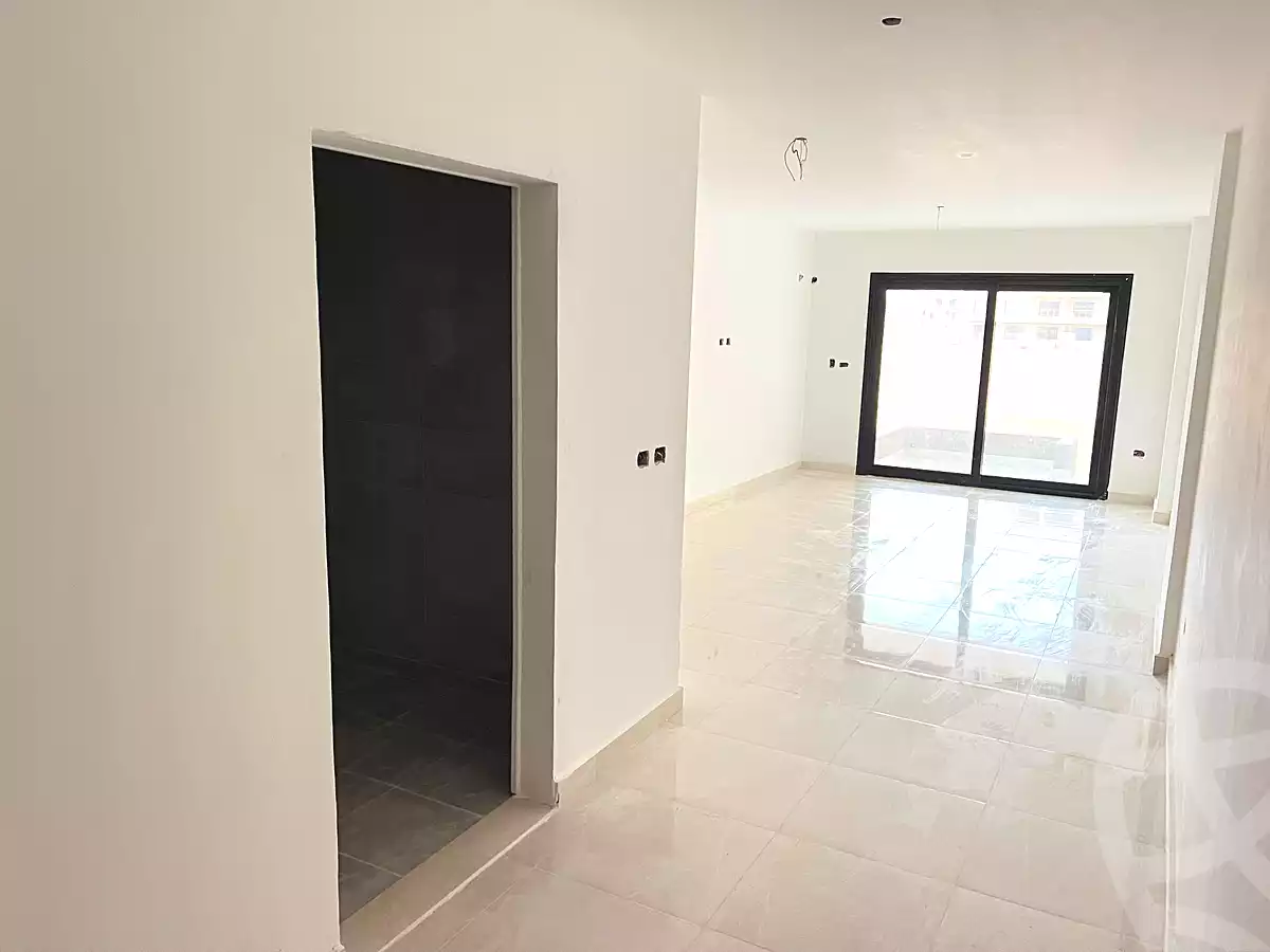 https://aqarmap.com.eg/en/listing/6816492-for-sale-cairo-new-administrative-capital-r8-rmtn