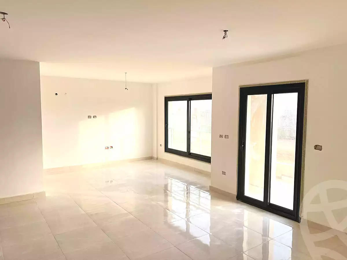 https://aqarmap.com.eg/en/listing/6816531-for-sale-cairo-new-administrative-capital-r8-rmtn